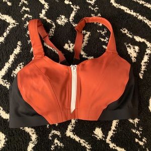 Victoria secrets sport bra 34D
